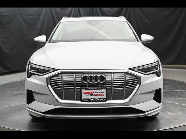 2019 Audi e-tron Premium Plus