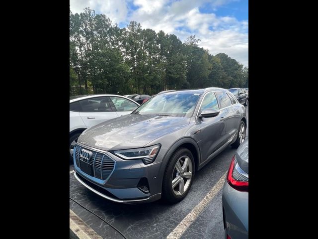 2019 Audi e-tron Premium Plus