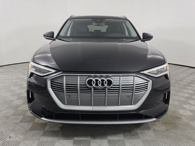 2019 Audi e-tron Premium Plus