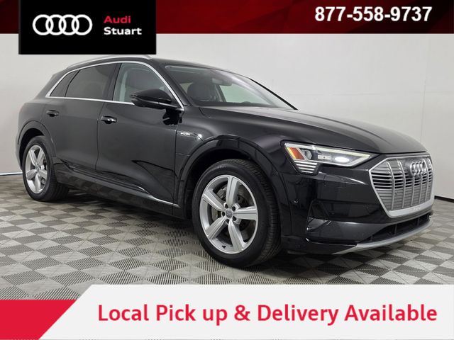 2019 Audi e-tron Premium Plus
