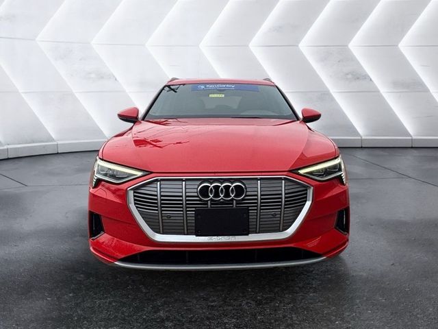 2019 Audi e-tron Premium Plus