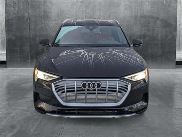 2019 Audi e-tron Premium Plus