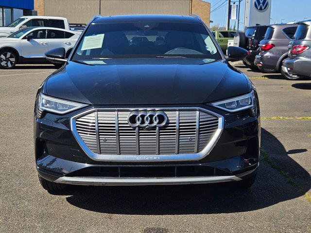2019 Audi e-tron Premium Plus