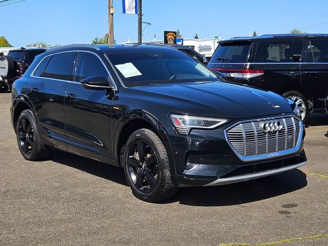 2019 Audi e-tron Premium Plus