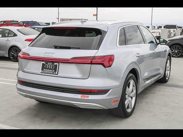 2019 Audi e-tron Premium Plus