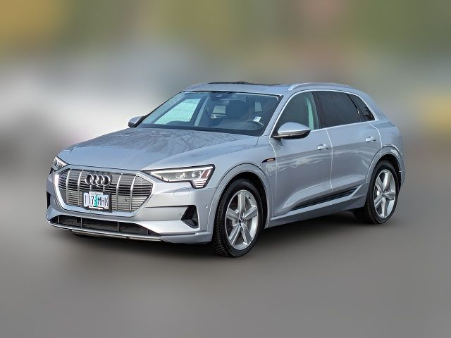 2019 Audi e-tron Premium Plus