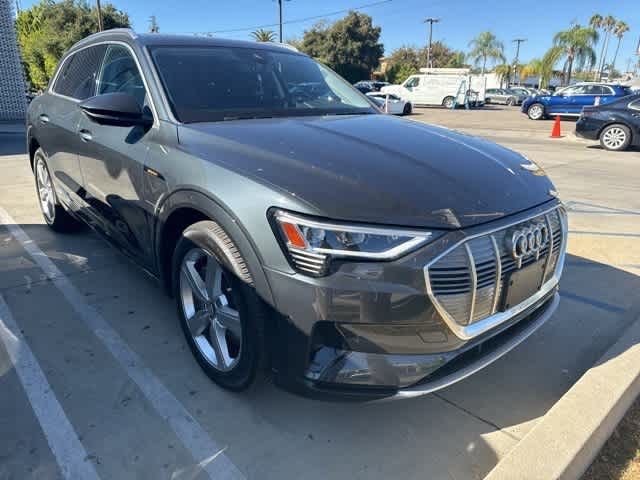 2019 Audi e-tron Premium Plus