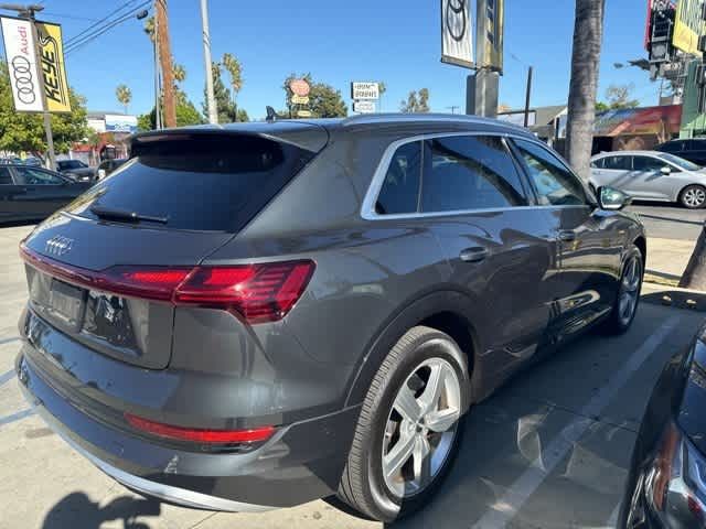 2019 Audi e-tron Premium Plus