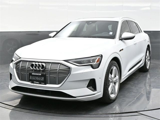 2019 Audi e-tron Premium Plus