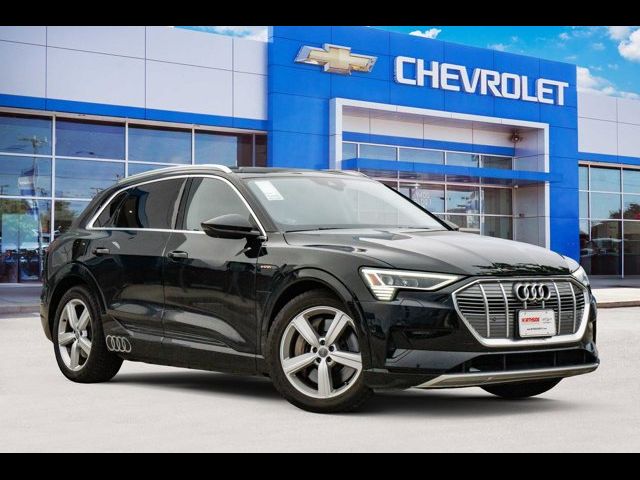 2019 Audi e-tron Premium Plus