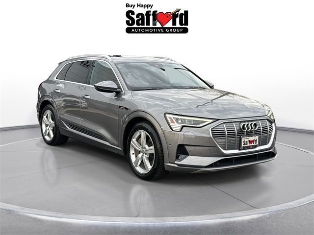 2019 Audi e-tron Premium Plus