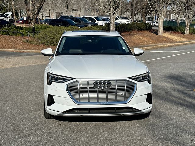 2019 Audi e-tron Premium Plus