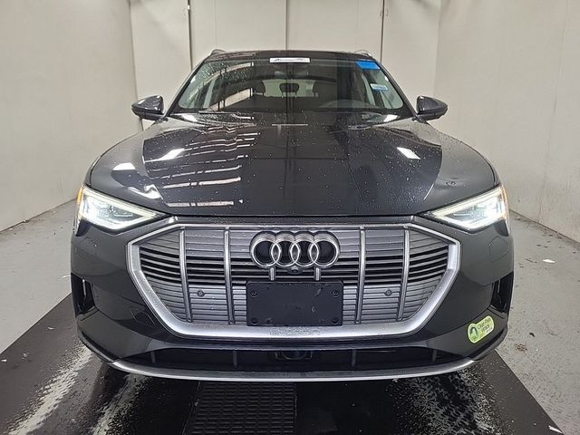 2019 Audi e-tron Premium Plus