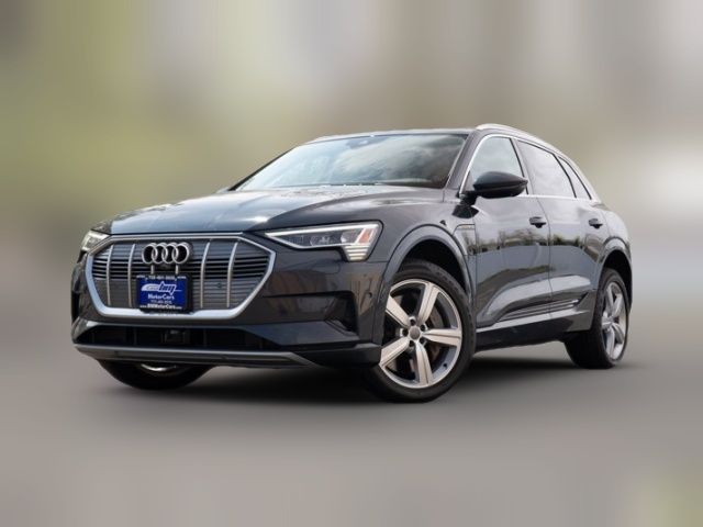 2019 Audi e-tron Premium Plus
