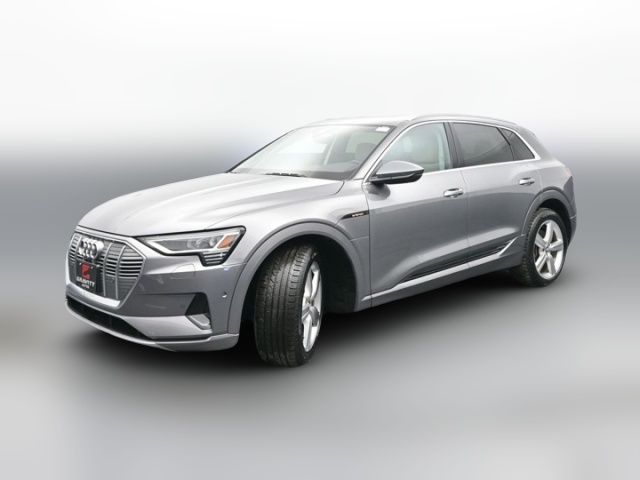 2019 Audi e-tron Premium Plus