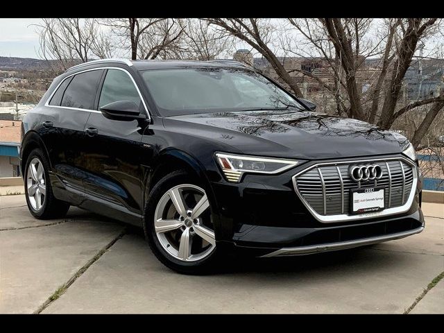 2019 Audi e-tron Premium Plus