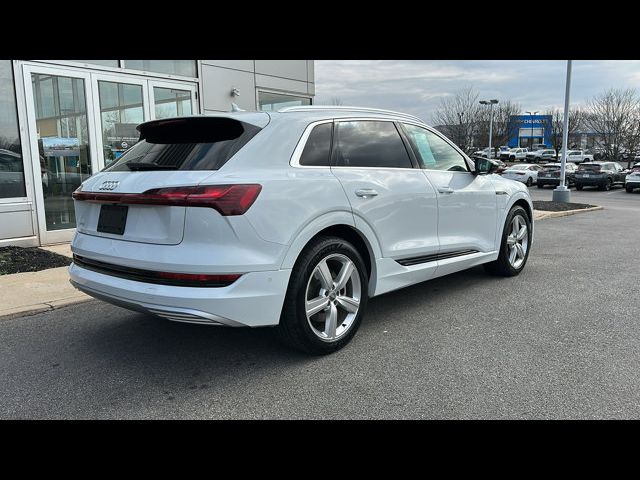 2019 Audi e-tron Premium Plus