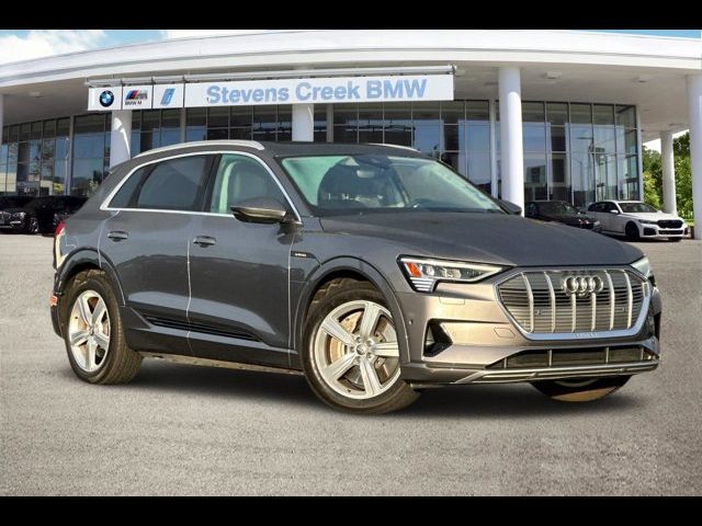 2019 Audi e-tron Premium Plus