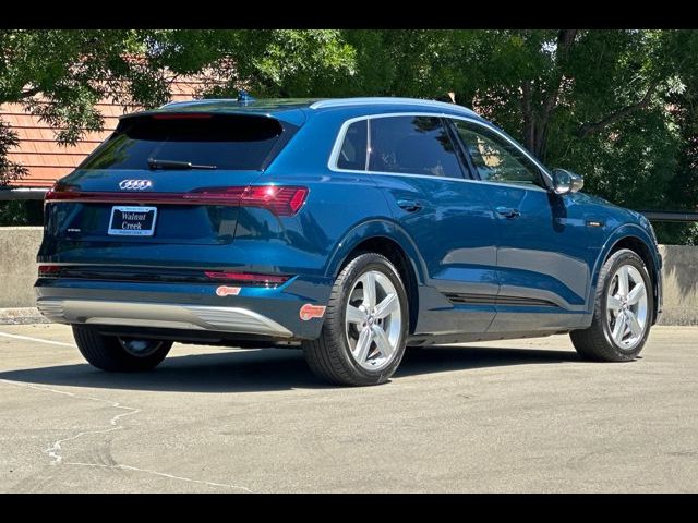 2019 Audi e-tron Premium Plus