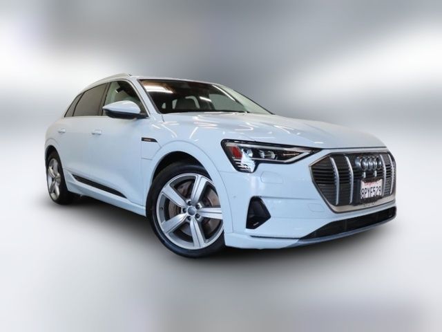 2019 Audi e-tron Premium Plus