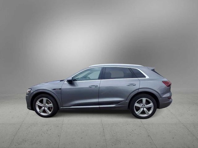 2019 Audi e-tron Premium Plus