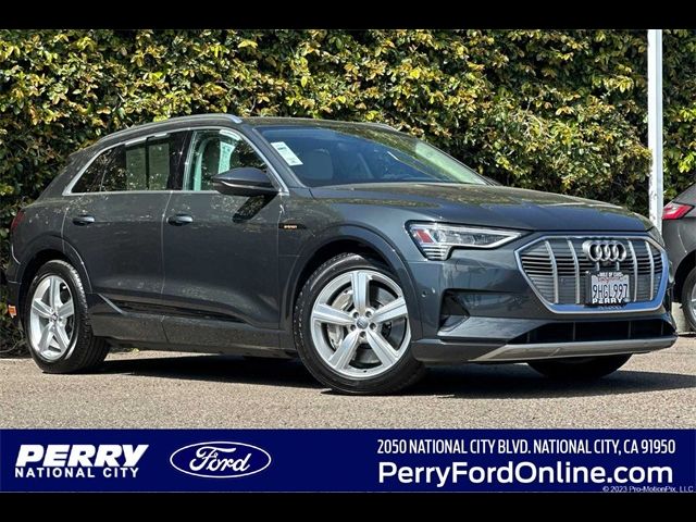 2019 Audi e-tron Premium Plus