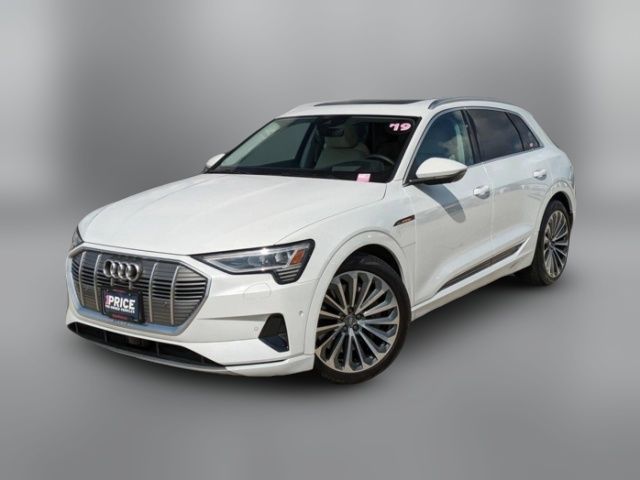 2019 Audi e-tron Prestige