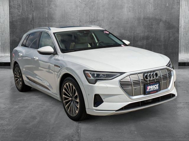 2019 Audi e-tron Prestige
