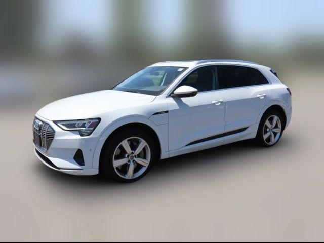 2019 Audi e-tron Premium Plus