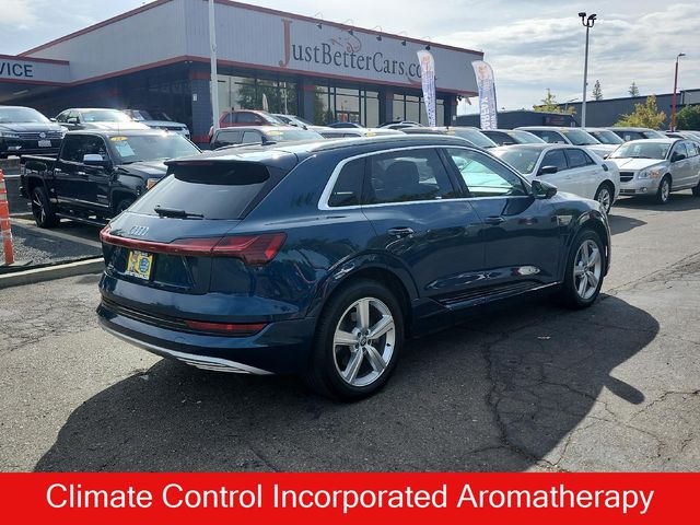 2019 Audi e-tron Prestige