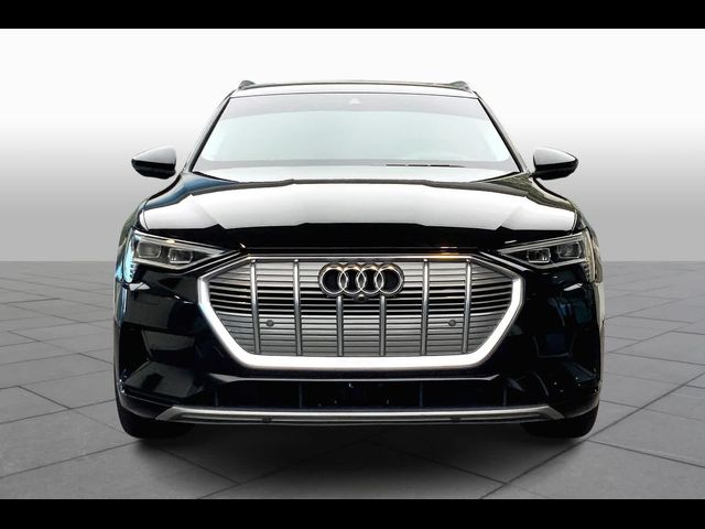 2019 Audi e-tron Prestige