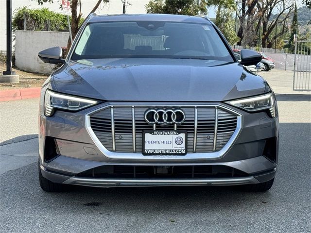 2019 Audi e-tron Prestige