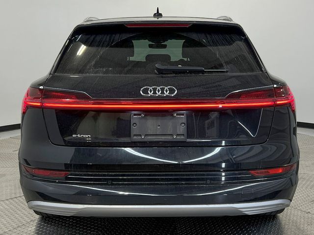 2019 Audi e-tron Prestige