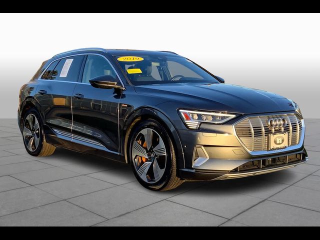 2019 Audi e-tron Prestige