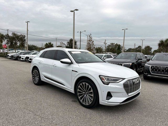 2019 Audi e-tron Prestige