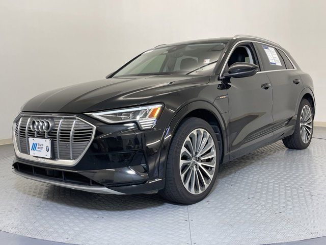 2019 Audi e-tron Prestige