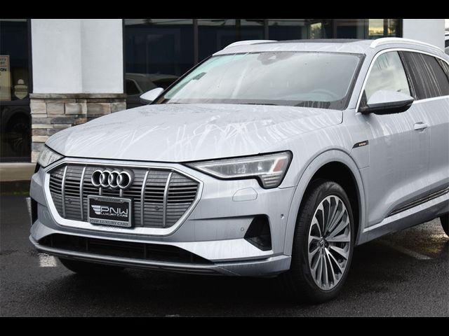 2019 Audi e-tron Prestige