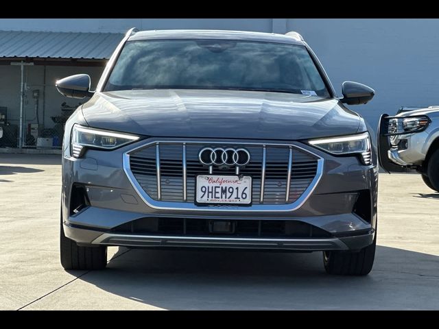 2019 Audi e-tron Prestige
