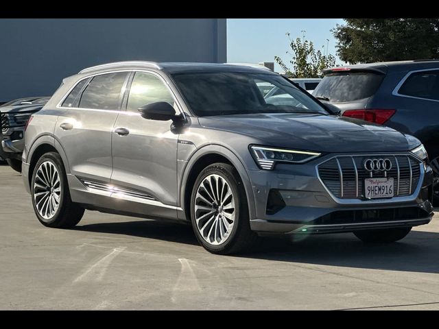 2019 Audi e-tron Prestige