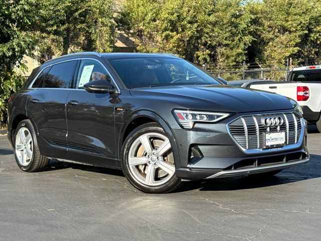 2019 Audi e-tron Prestige