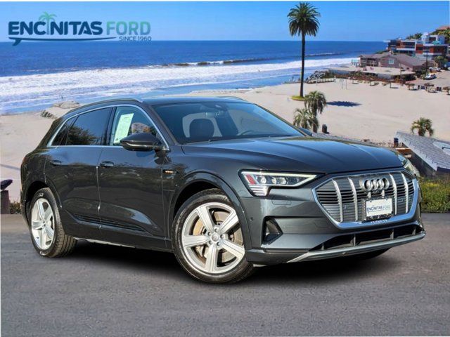 2019 Audi e-tron Prestige