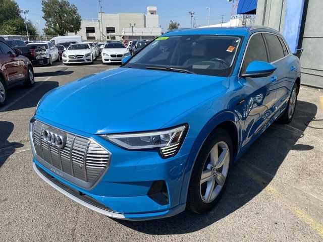 2019 Audi e-tron Prestige