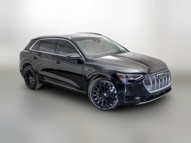 2019 Audi e-tron Prestige