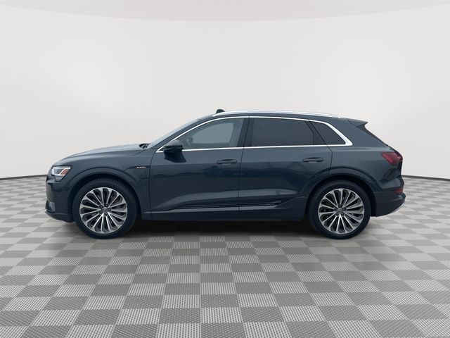 2019 Audi e-tron Prestige