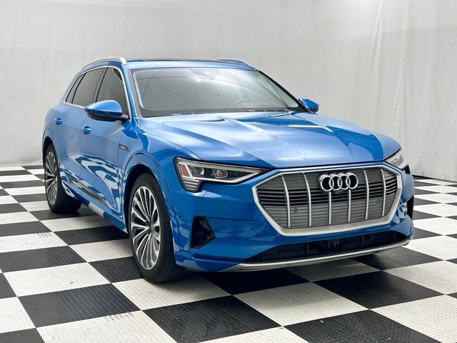 2019 Audi e-tron Prestige