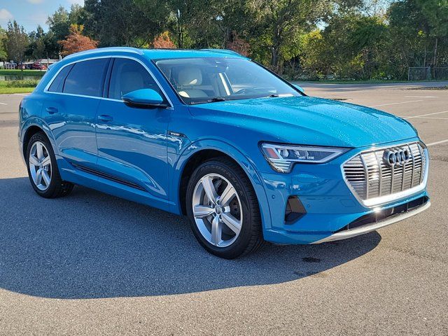 2019 Audi e-tron Prestige