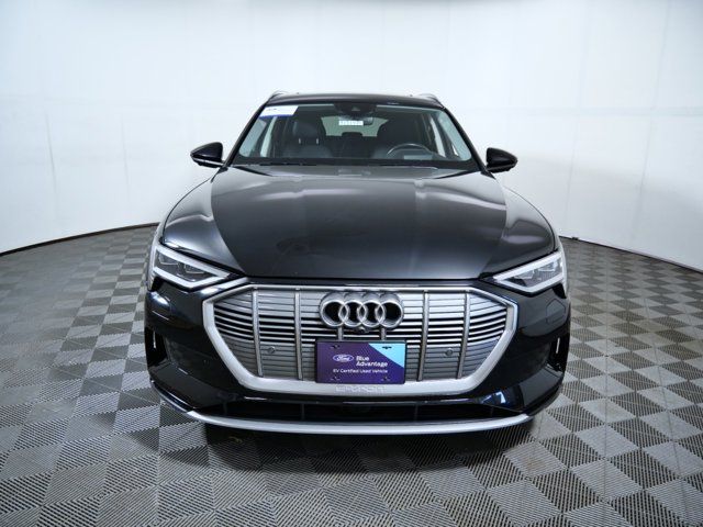 2019 Audi e-tron Prestige