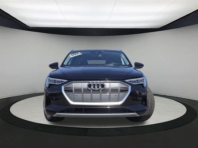 2019 Audi e-tron Prestige