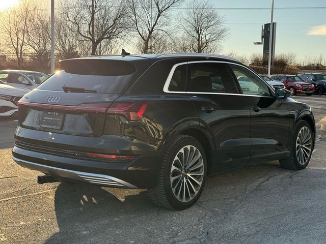 2019 Audi e-tron Prestige