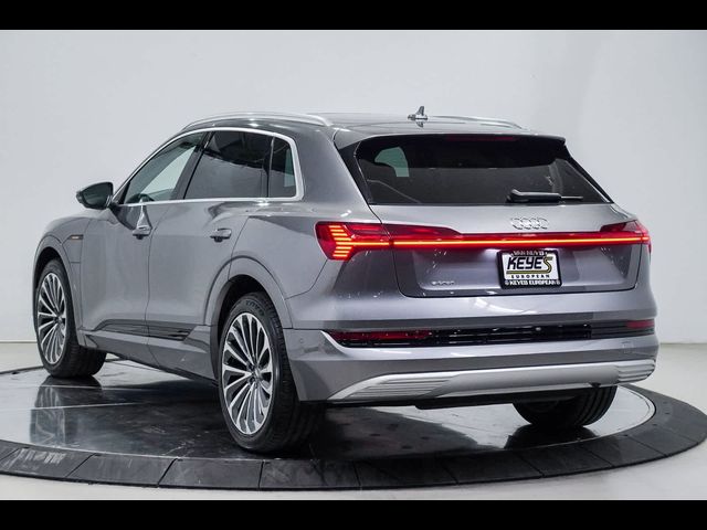 2019 Audi e-tron Prestige